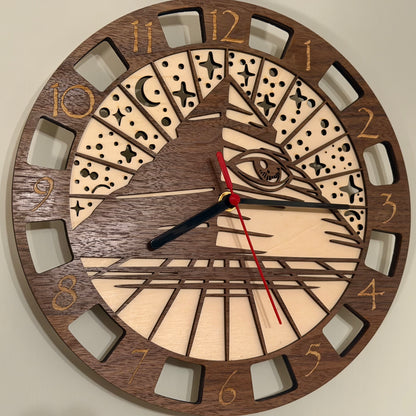 Osiris Horizon Clock with Eye of Horus and pyramid design — photo 4